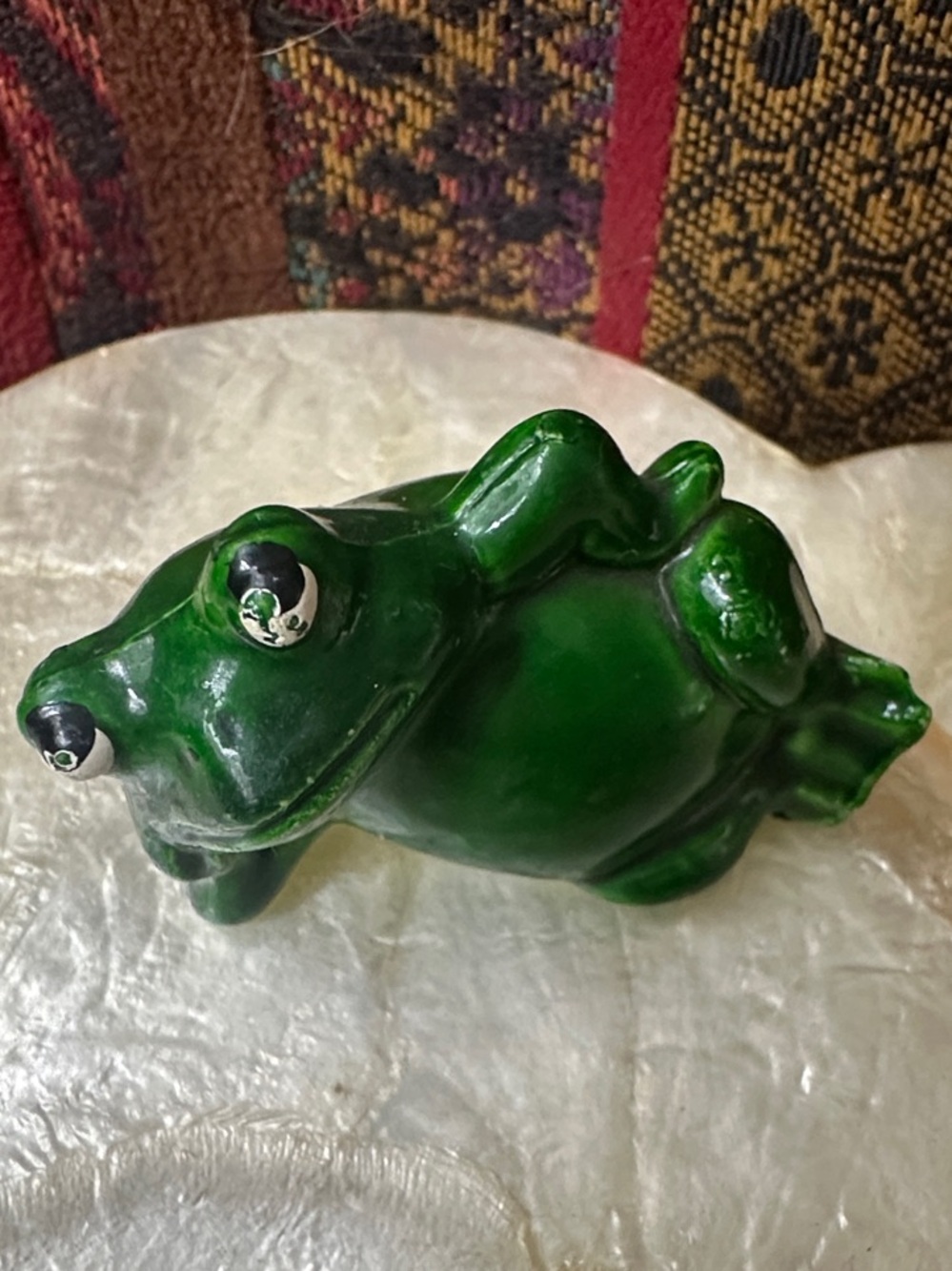 Vintage Green Ceramic Frog Figurine 2 inches long